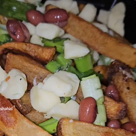Instagram: Jerk chicken poutine