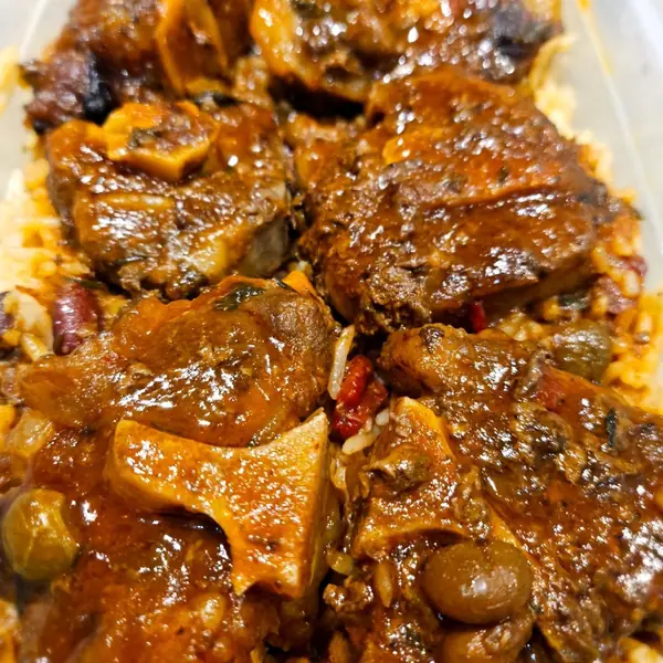 Oxtail 'n Rice, Tropical Paradise